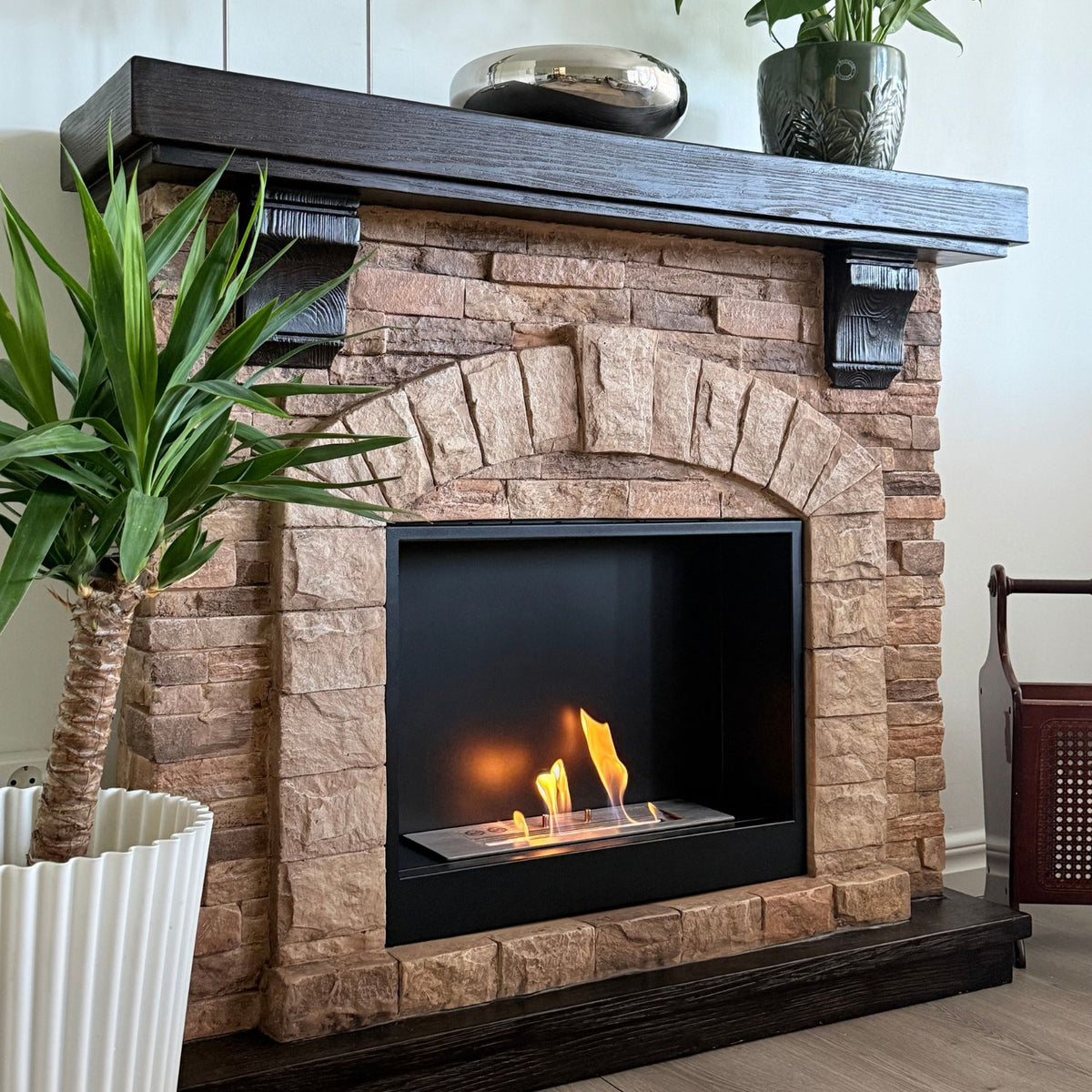 Eira Freestanding Bioethanol Fireplace