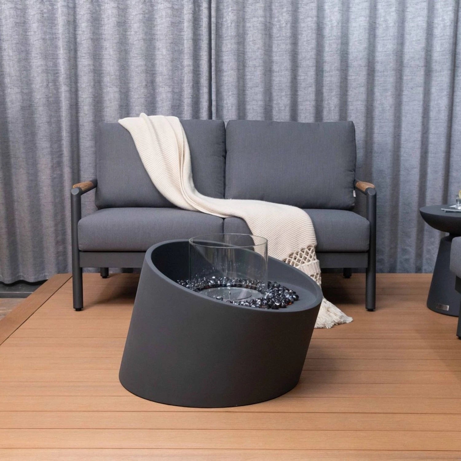 TORRE bioetanolni ognjeni steber – skrilasto črn
