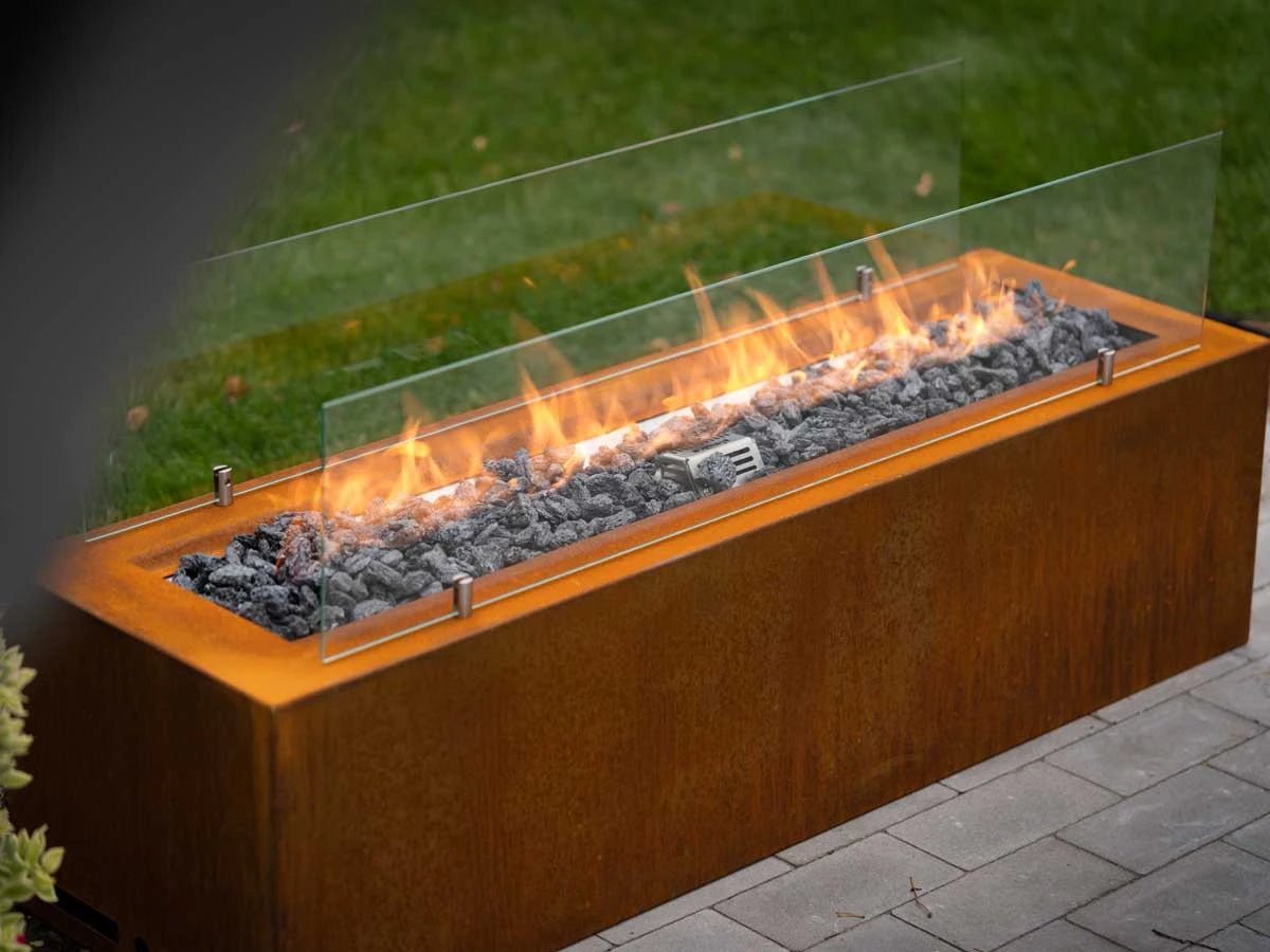 Planika Galio Outdoor gas fireplace in corten steel finish and with manual control system