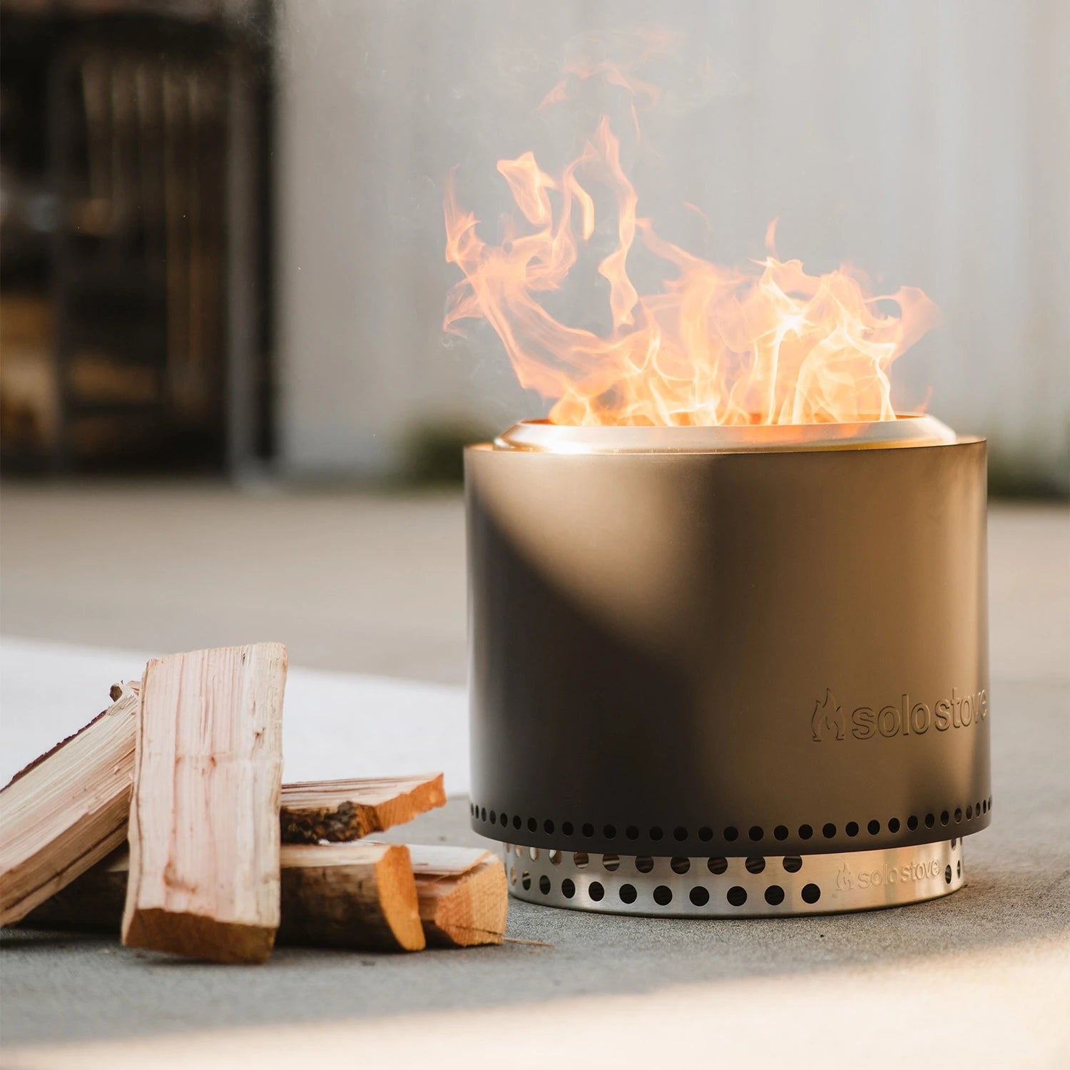 Bonfire + stojalo 2.0 brezdimni kurišče - pepel